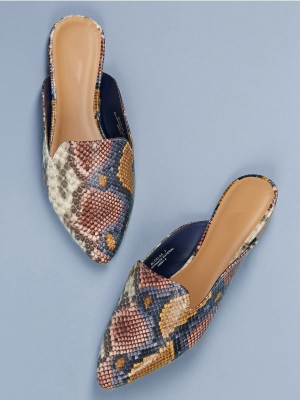 Snakeskin Pointed Toe Flat Loafers
