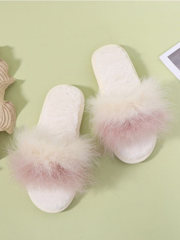 Colorblock Fluffy Slippers