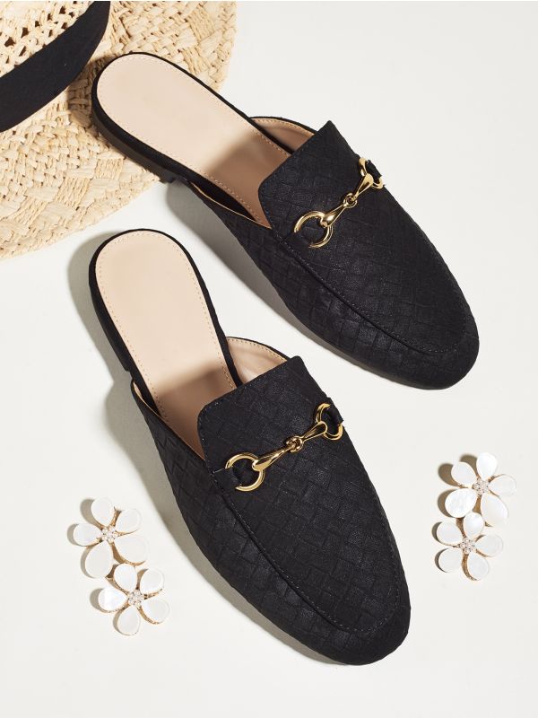 Snaffle Decor Woven Pattern Loafer Mules