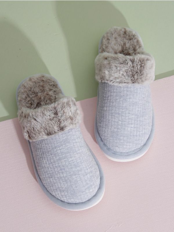 Colorblock Fluffy Slippers