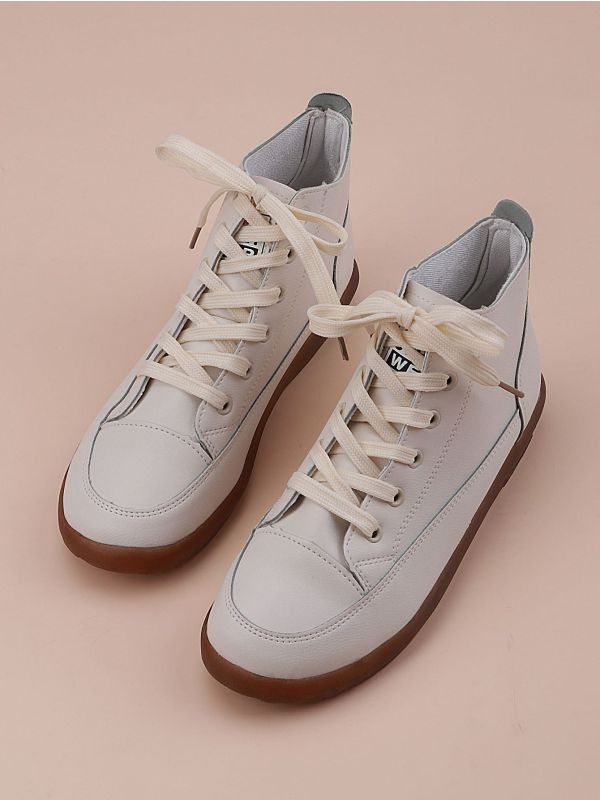 Minimalist Lace-up Front Skate Shoes